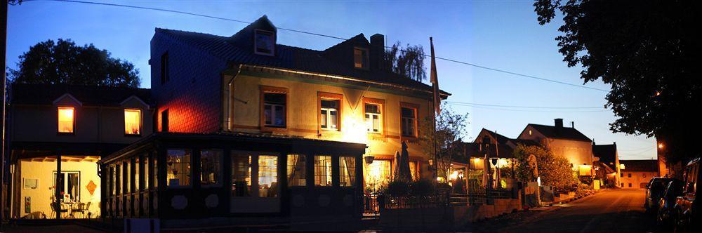 Hotel Restaurant The Kings Head Inn Voeren Exteriör bild